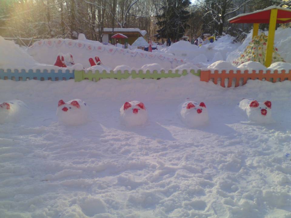Зимние постройки в стиле Дымковская игрушка Слайд 4